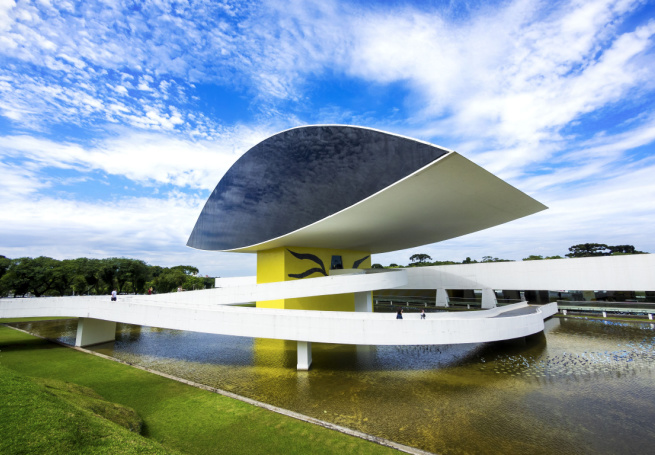 Museu do "olho" ou Museu Oscar Niemeyer 